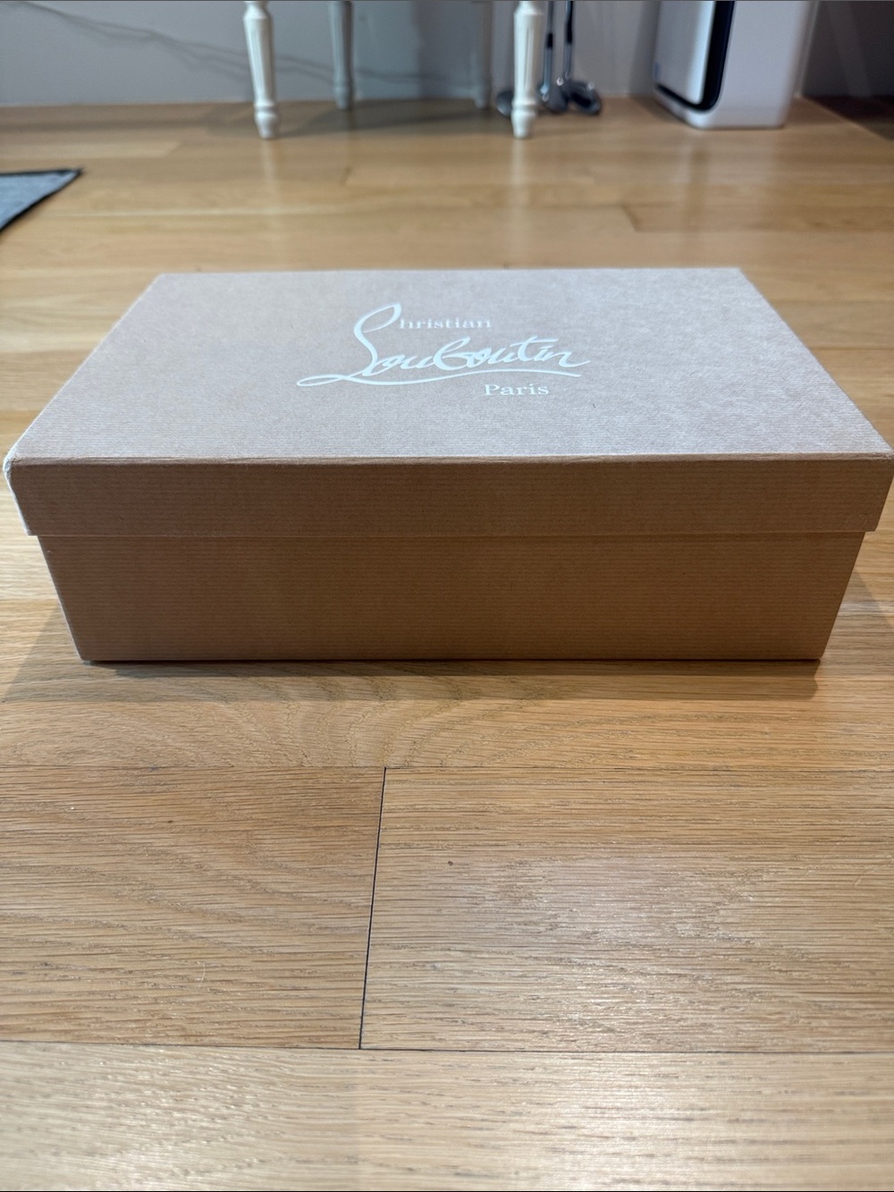 Christian Louboutin Beige Shoe Box! - Picture 5 of 6